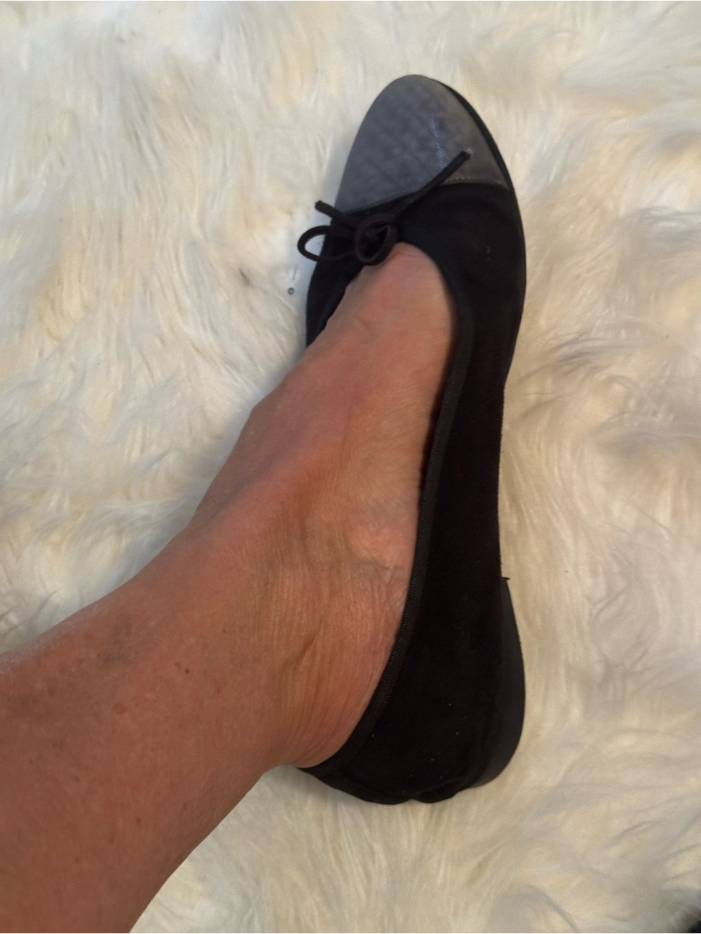 CHANEL Black Ballet Flats with Silver Logo Cap - Picture 3 of 6